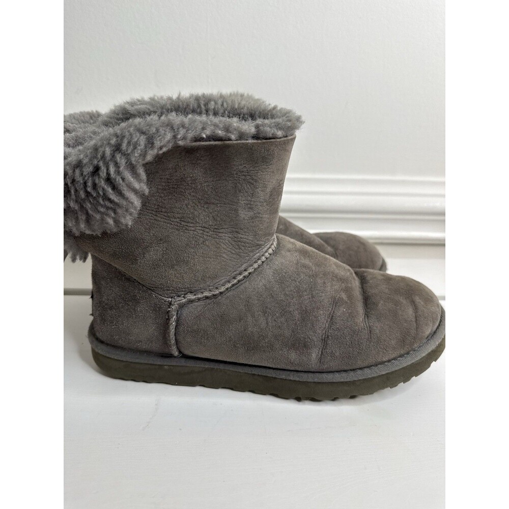 UGG Australia Gray Sheepskin Mini Boots Slippers Bow Fur Lined Women 9 EU40